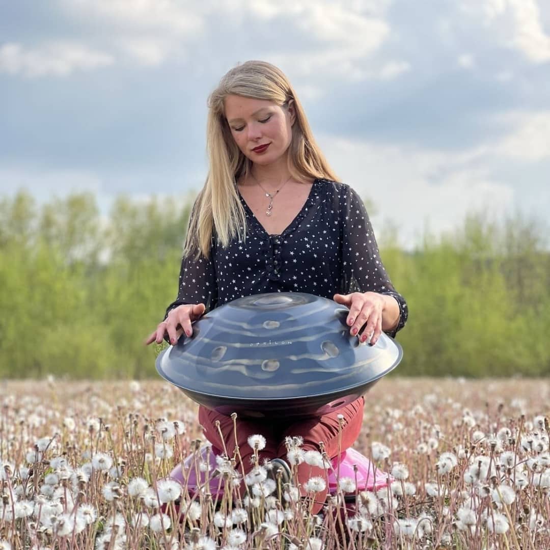 5 آهنگ معروف بی کلام هنگ درام 12 تصویر Kate stone.5 آهنگ معروف بی کلام هنگ درام