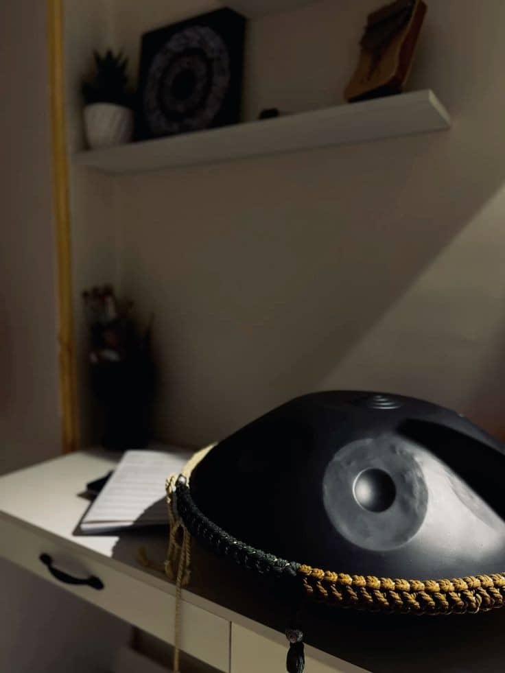 هنگ درام ساز خیابان یا کنسرت یا مدیتیشن 7 هنگ درام ساز خیابان یا کنسرت یا مدیتیشن