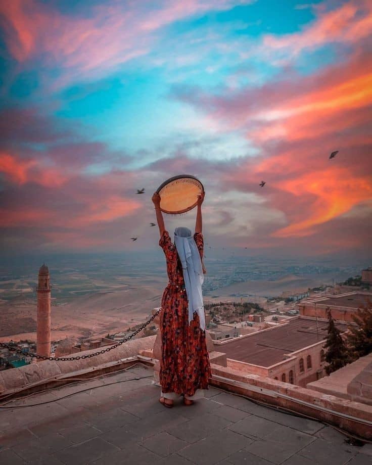 بداهه نوازی دف؛ آزادترین شکل بیان احساس در موسیقی ایرانی 1 WhatsApp Image 2025 12 05 at 20.04.36 ایران پرکاشن