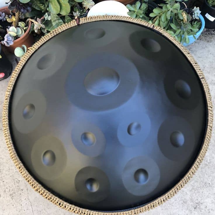 هنگ درام خوب چه خصوصیاتی دارد؟ راهنمای تشخیص ساز باکیفیت برای خرید مطمئن 3 WhatsApp Image 2025 12 06 at 12.57.03twartawrwq3Q2E ایران پرکاشن